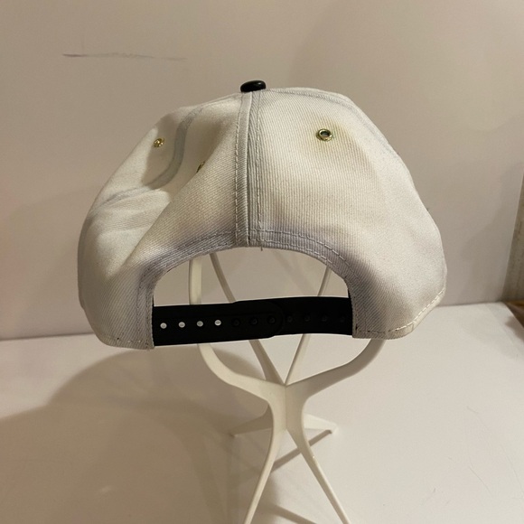 New Era Chicago Bulls Snap Back Hat (CN) - Picture 8 of 12